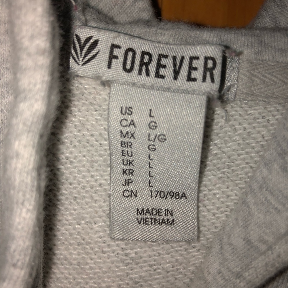 Cropped Hoodie Sweatshirt - Picture 3 of 3